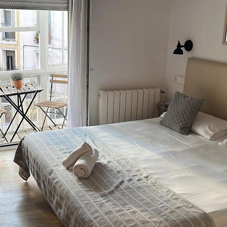 Pension Boutique Dona Urraca Бургос Экстерьер фото