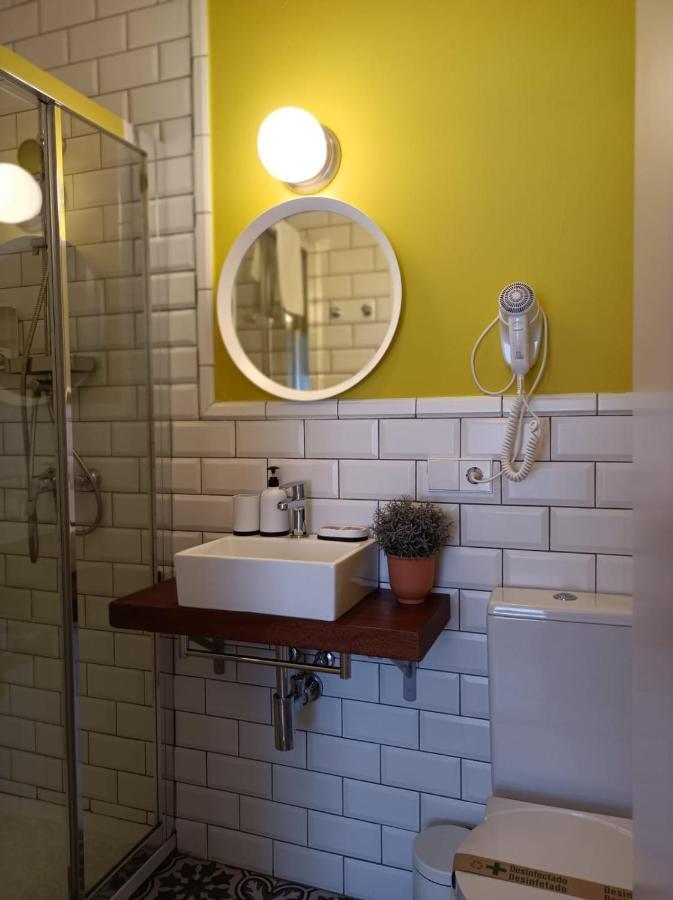 Pension Boutique Dona Urraca Бургос Экстерьер фото