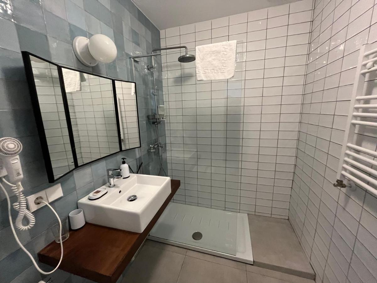 Pension Boutique Dona Urraca Бургос Экстерьер фото