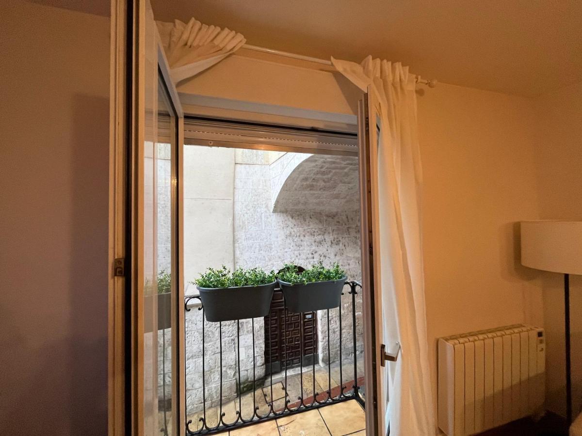 Pension Boutique Dona Urraca Бургос Экстерьер фото